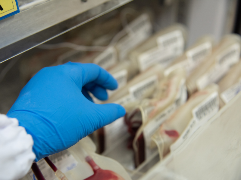 Blood component transportation
